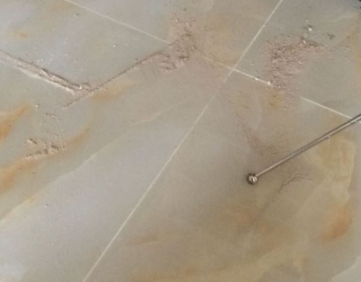 菏泽市瓷砖空鼓维修公司分享粘合剂选择不当在瓷砖铺贴过程中可能导致以下问题